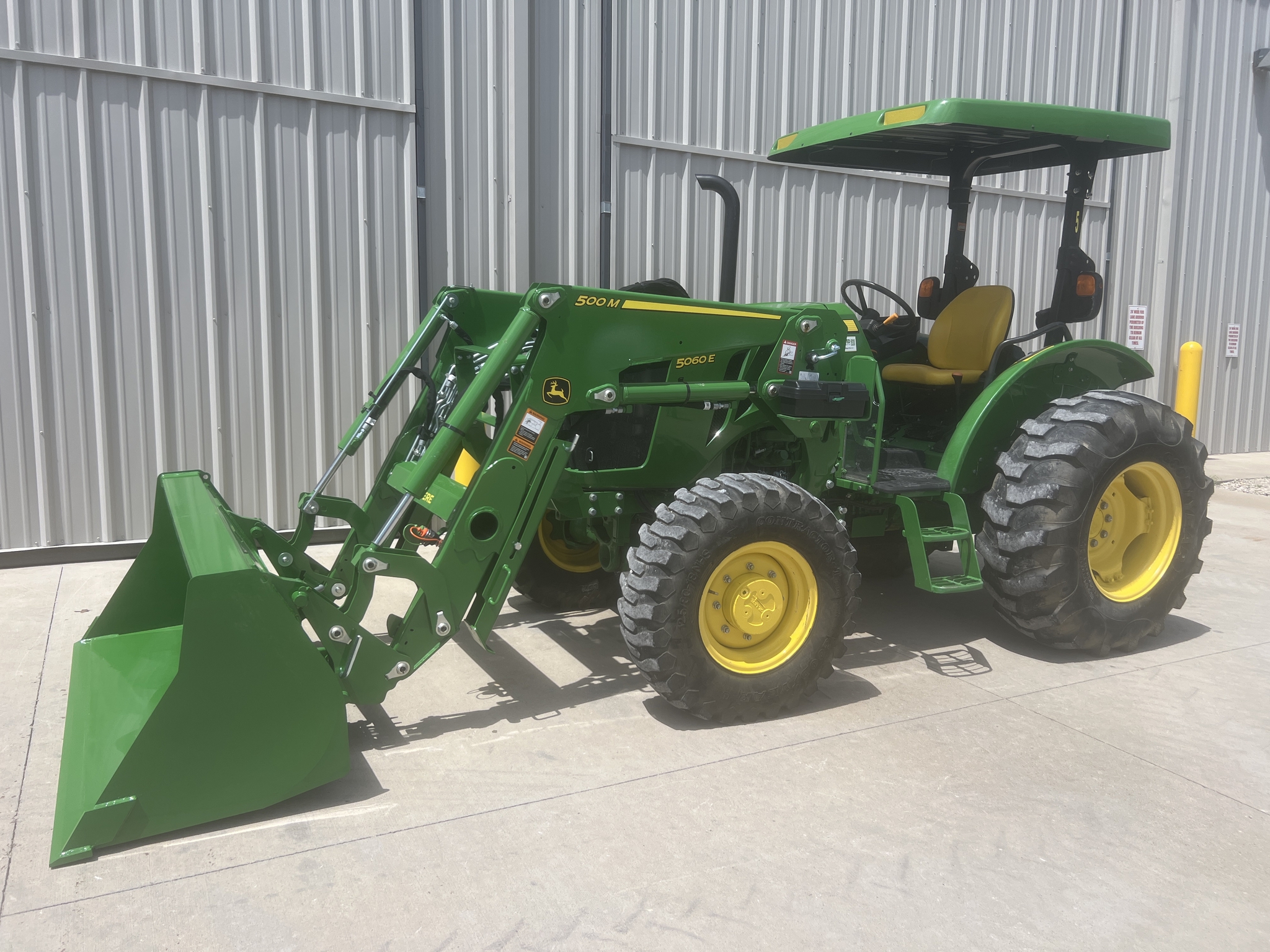 2024 John Deere 5060E Image 2