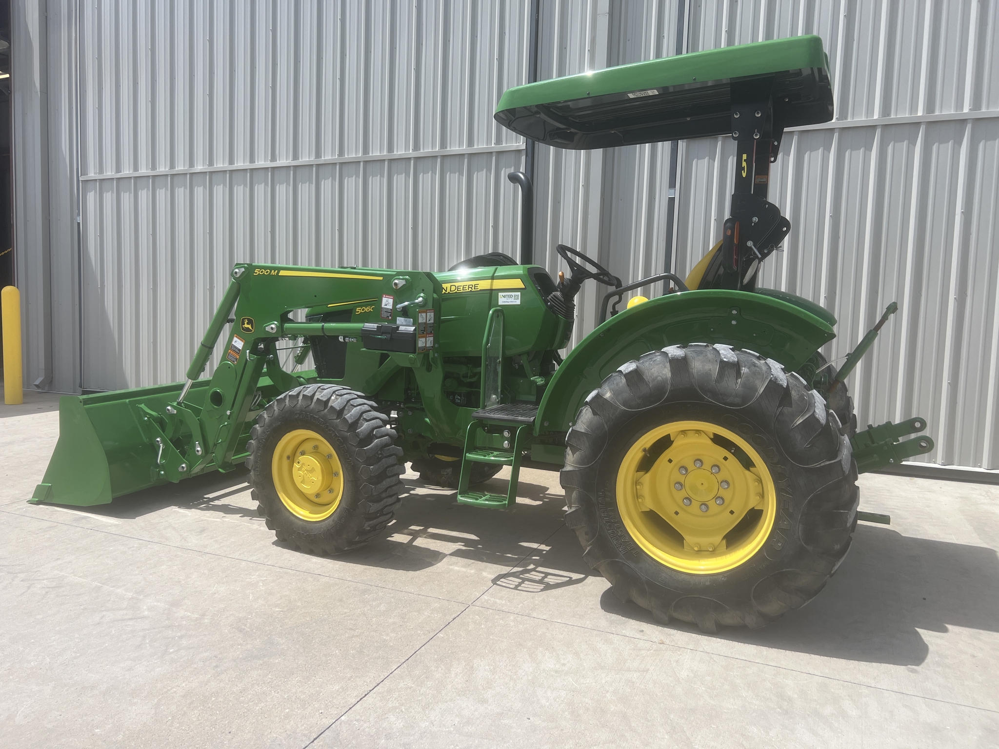 2024 John Deere 5060E Image 3