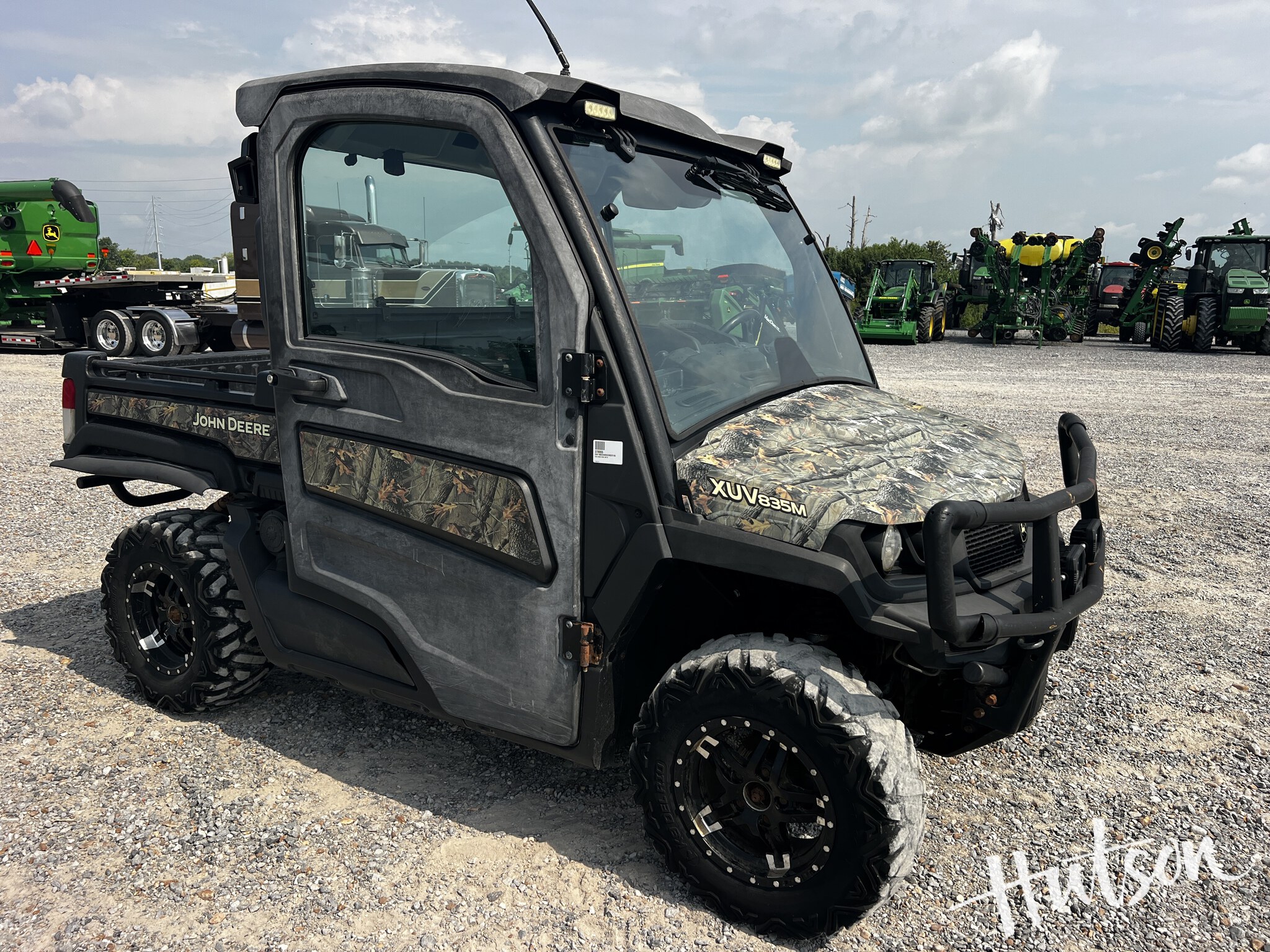 2019 John Deere XUV 835M