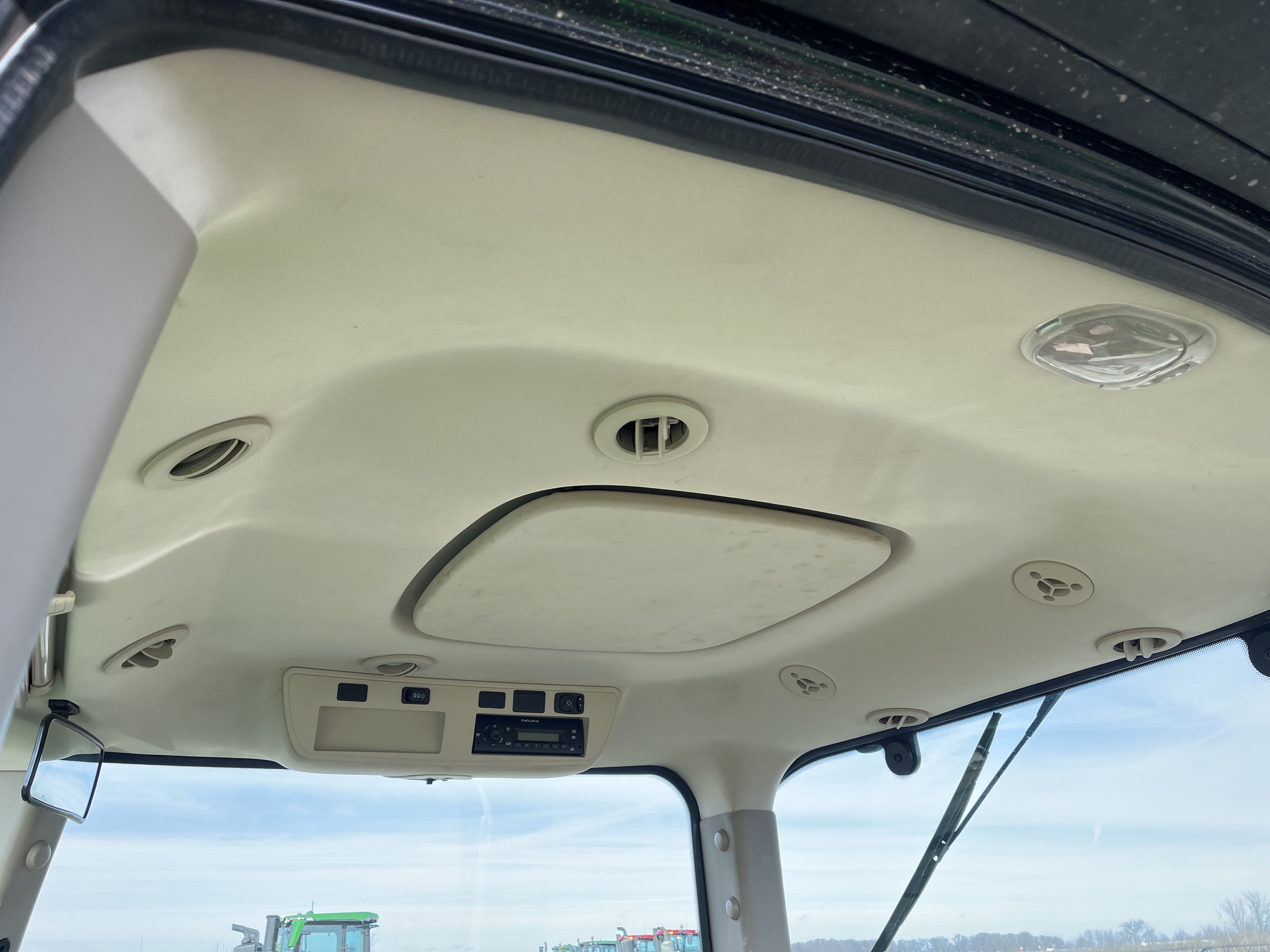 Used 2010 John Deere 8245R Row Crop Tractors at Koenig Equipment in Greensburg, IN - PhotoXL24