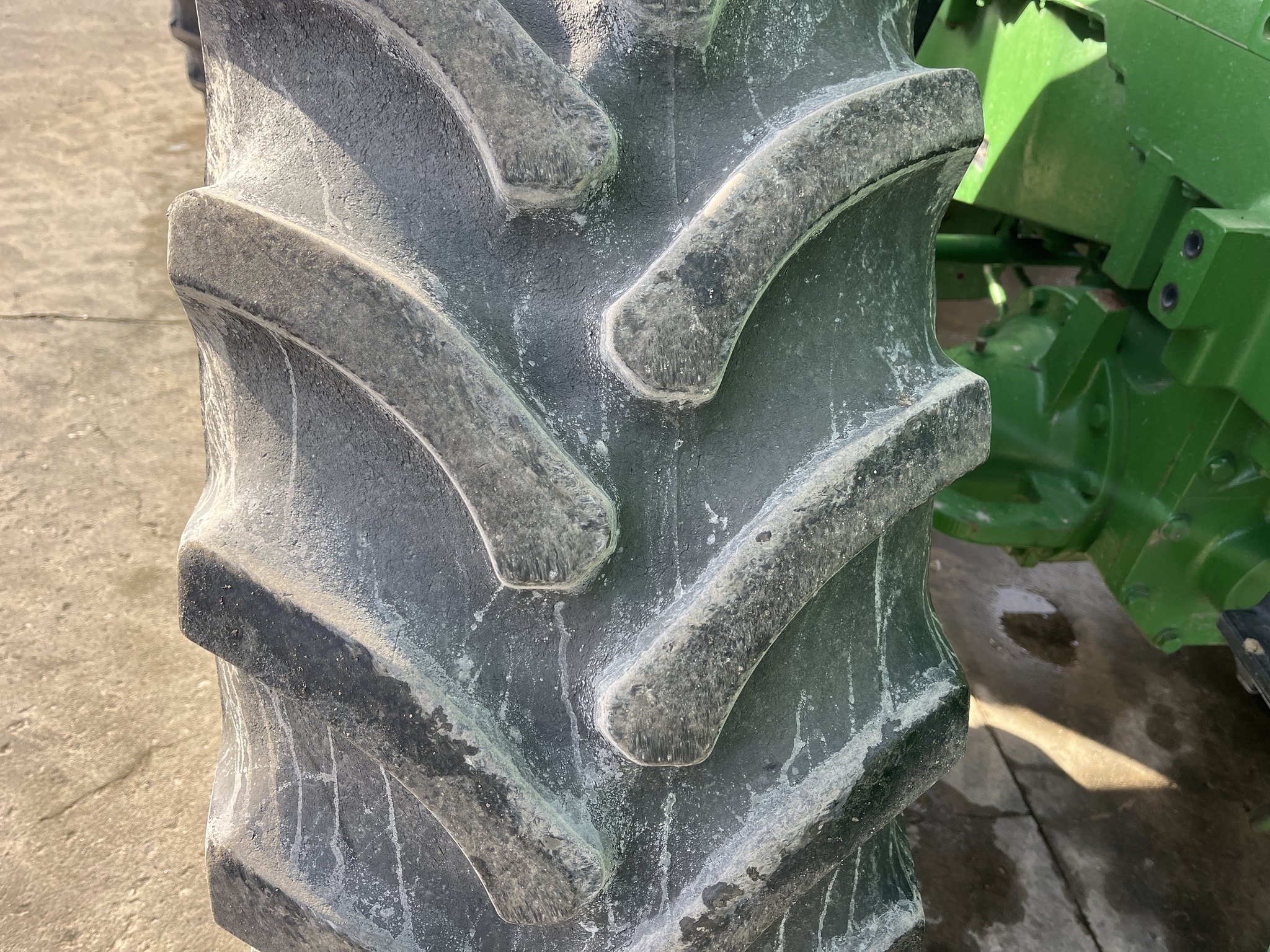 Used 2010 John Deere 8245R Row Crop Tractors at Koenig Equipment in Greensburg, IN - PhotoXL35