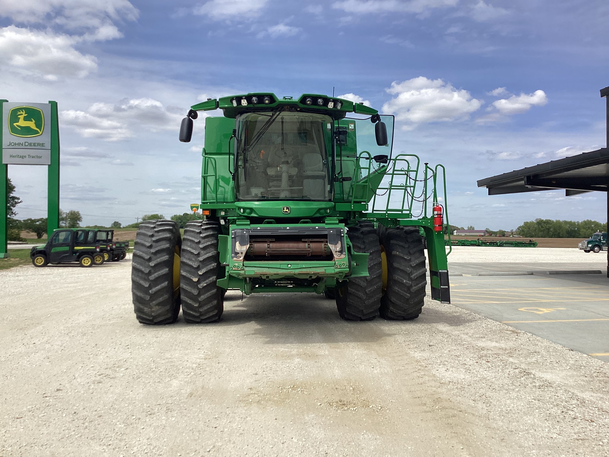  2024 John Deere S780 at Heritage Tractor in Rockport, IL