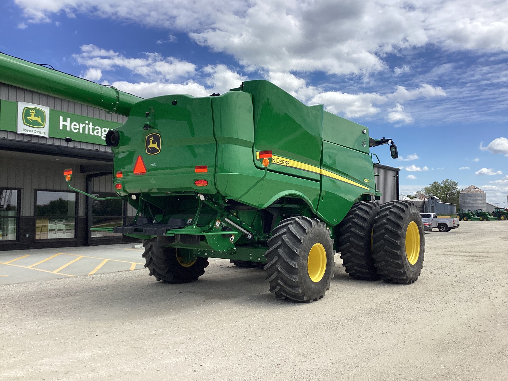  2024 John Deere S780 at Heritage Tractor in Rockport, IL