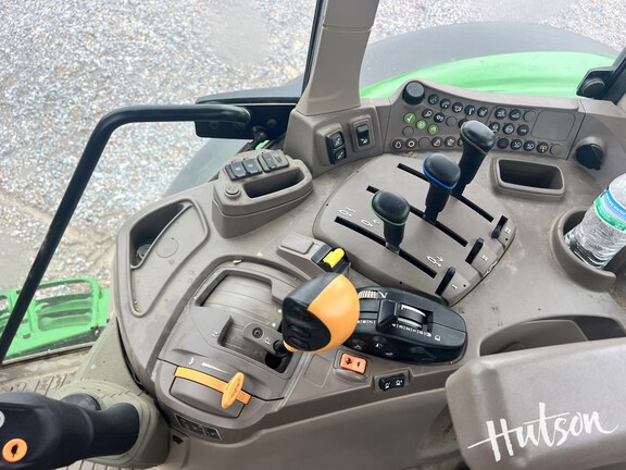 Photo of 2024 John Deere 6155M