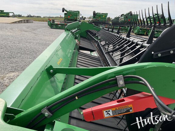 Photo of 2020 John Deere 740FD
