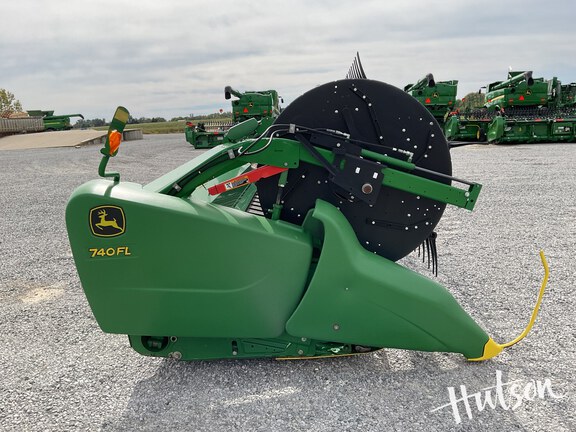 Photo of 2020 John Deere 740FD
