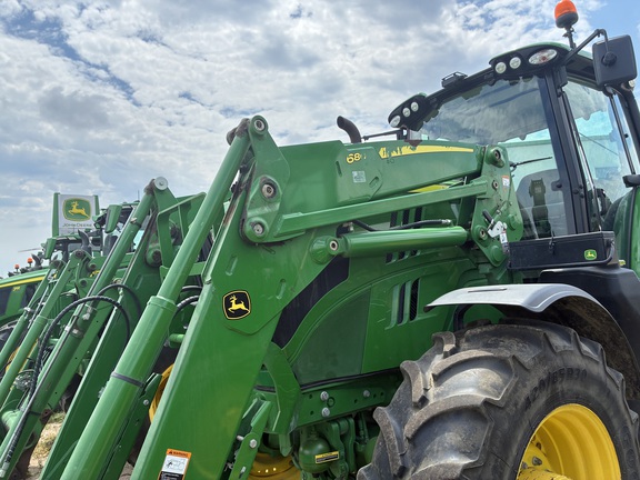 2021 John Deere 6195M (3rd thumbnail)