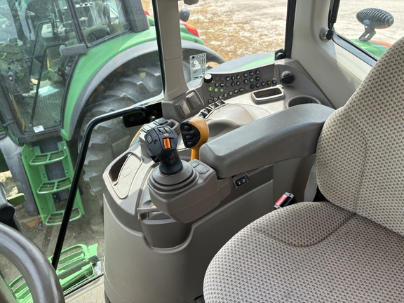 2021 John Deere 6195M (13th thumbnail)