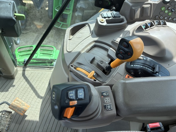 2021 John Deere 6195M (17th thumbnail)