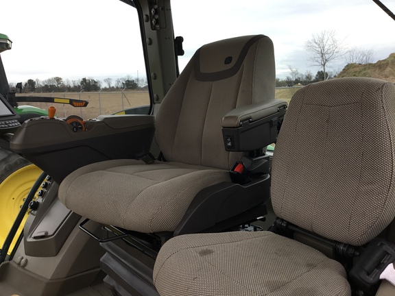 2023 John Deere 8R 280 Photo 5