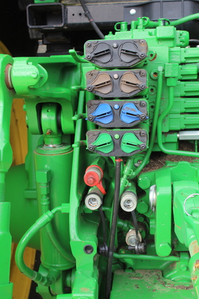 2023 John Deere 8R 280 Photo 6