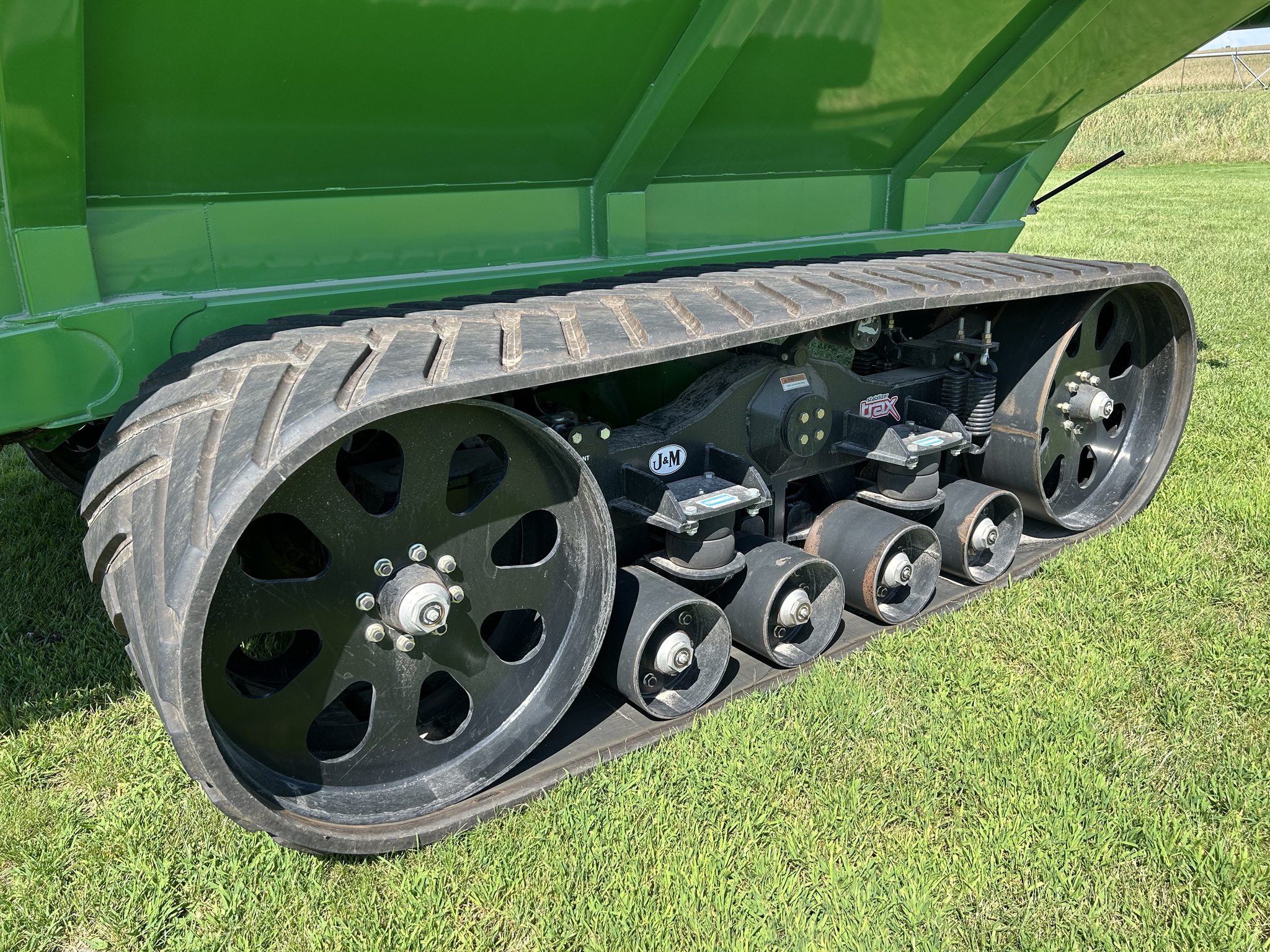  2019 J&M 1432-22T at Heritage Tractor in Lacon, IL