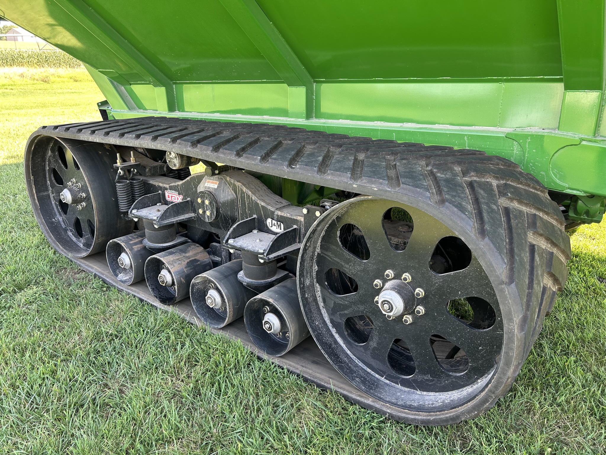  2019 J&M 1432-22T at Heritage Tractor in Lacon, IL