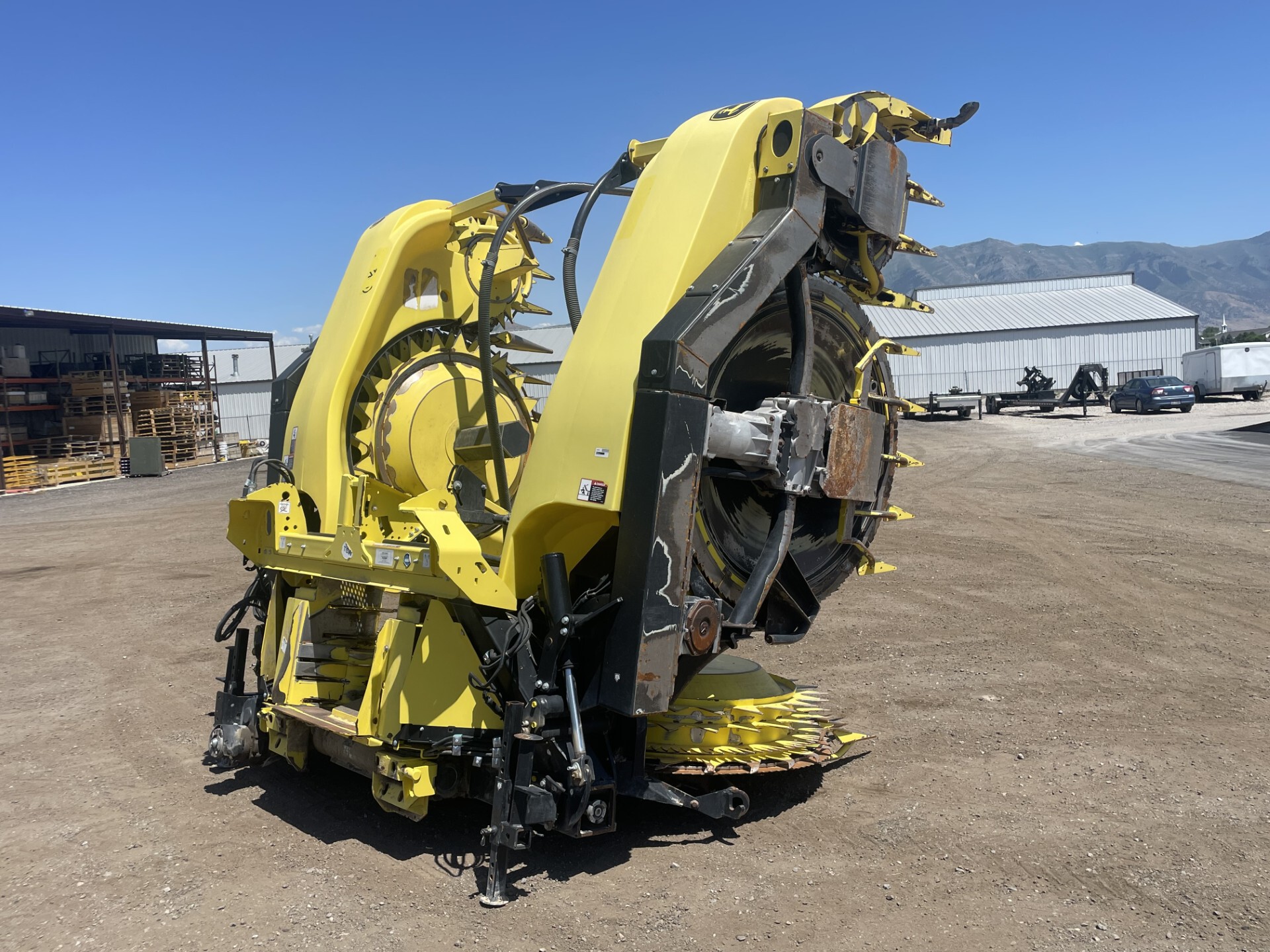 2021 John Deere 770 Image 5