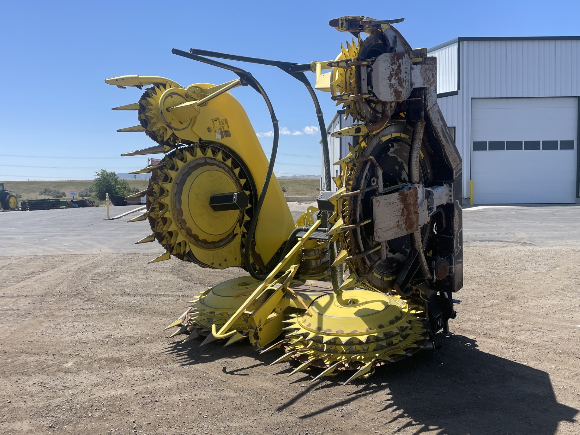 2021 John Deere 770 Image 1