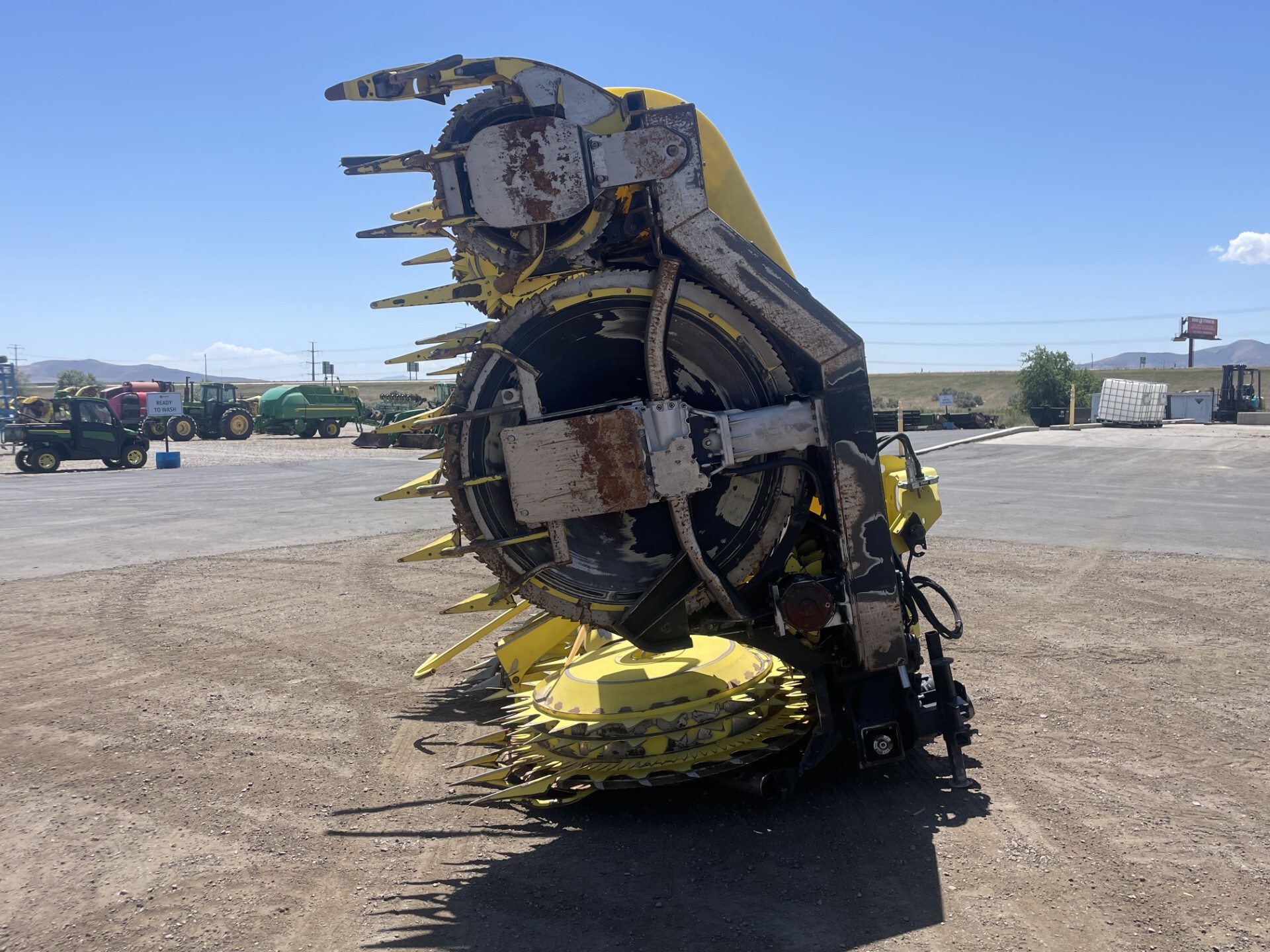 2021 John Deere 770 Image 8