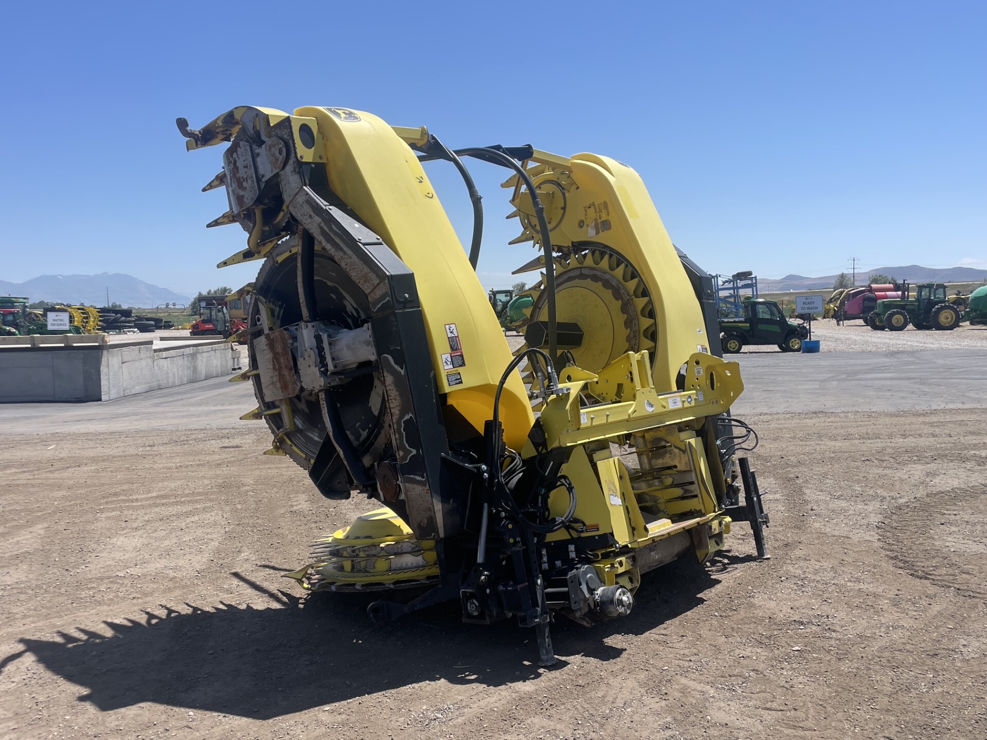 2021 John Deere 770 Image 7