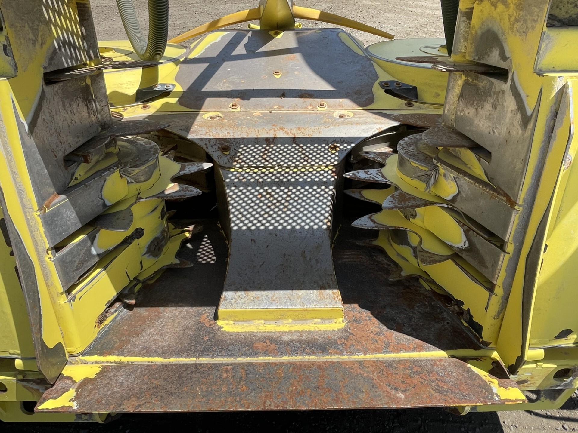 2021 John Deere 770 Image 12