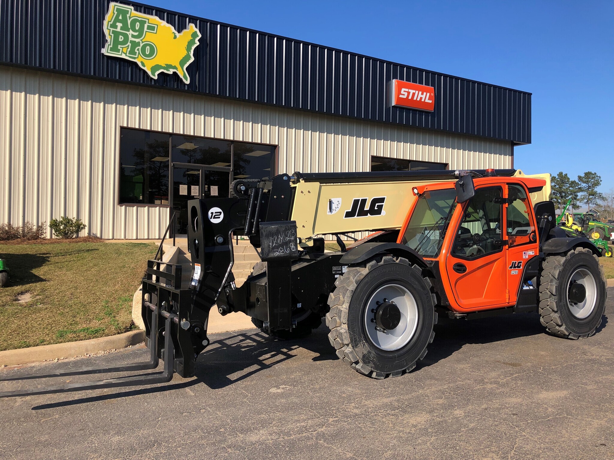 2025 JLG 1255 Image 1