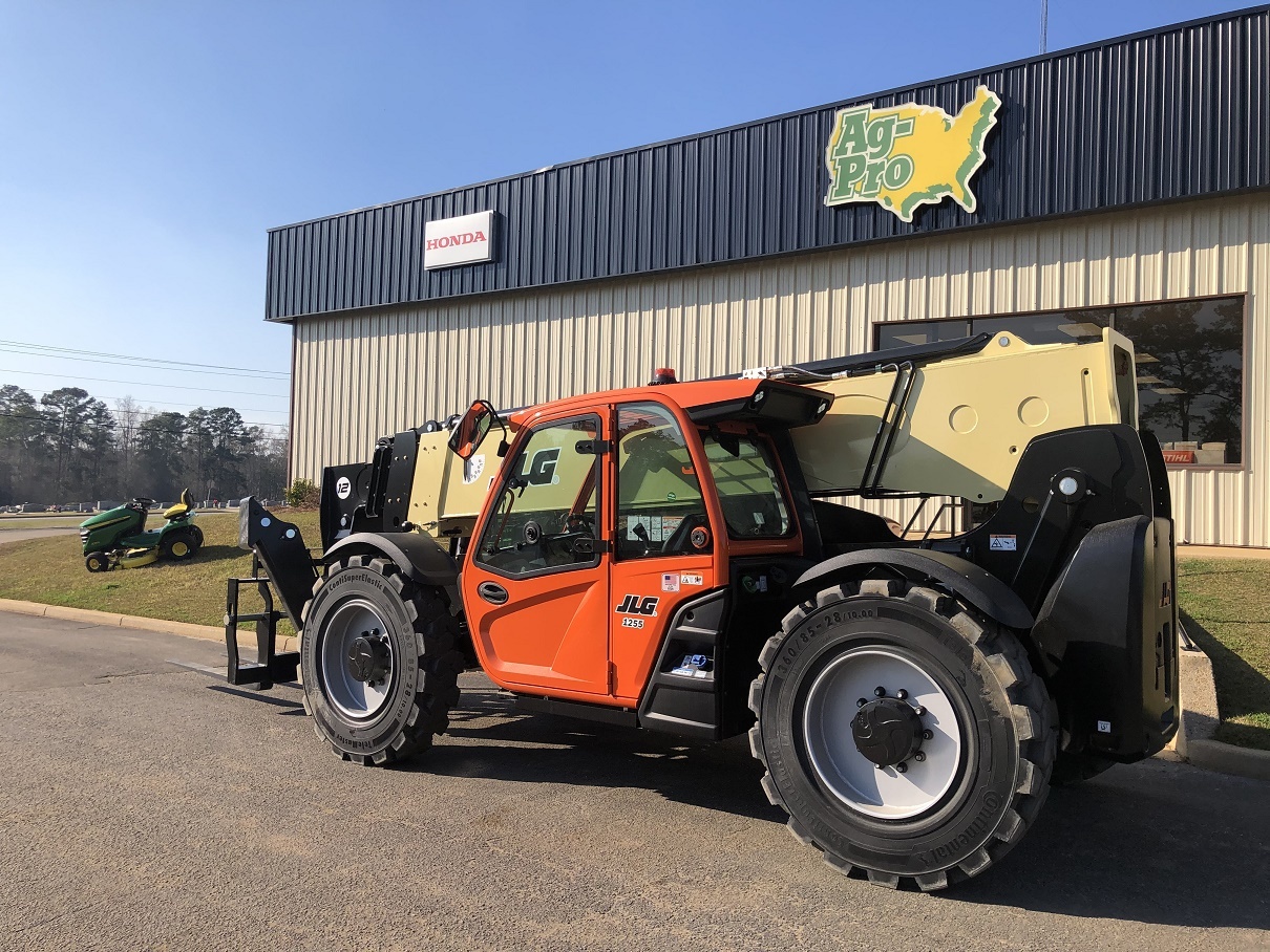 2025 JLG 1255 Image 4