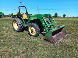 Tractor - Utility For Sale 2000 John Deere 5105 , 45 HP