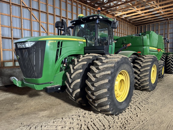 Used 2013 John Deere 9560R Articulated 4WD Tractors at Horizon Ag & Turf in Edmonton West, AB - Photo1