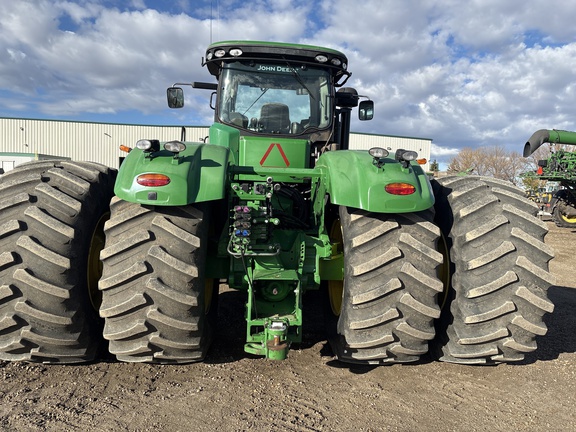Used 2013 John Deere 9560R Articulated 4WD Tractors at Horizon Ag & Turf in Edmonton West, AB - Photo2