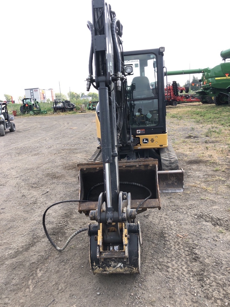 2017 John Deere 35G Image 5