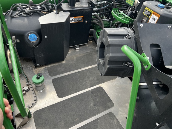 2023 John Deere X9 1100 - Photo37