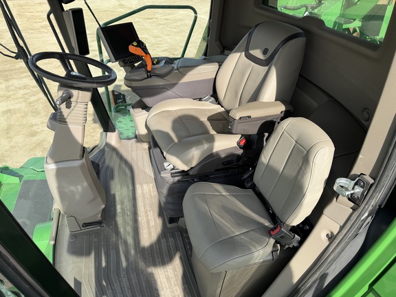 2023 John Deere X9 1100 - Photo45