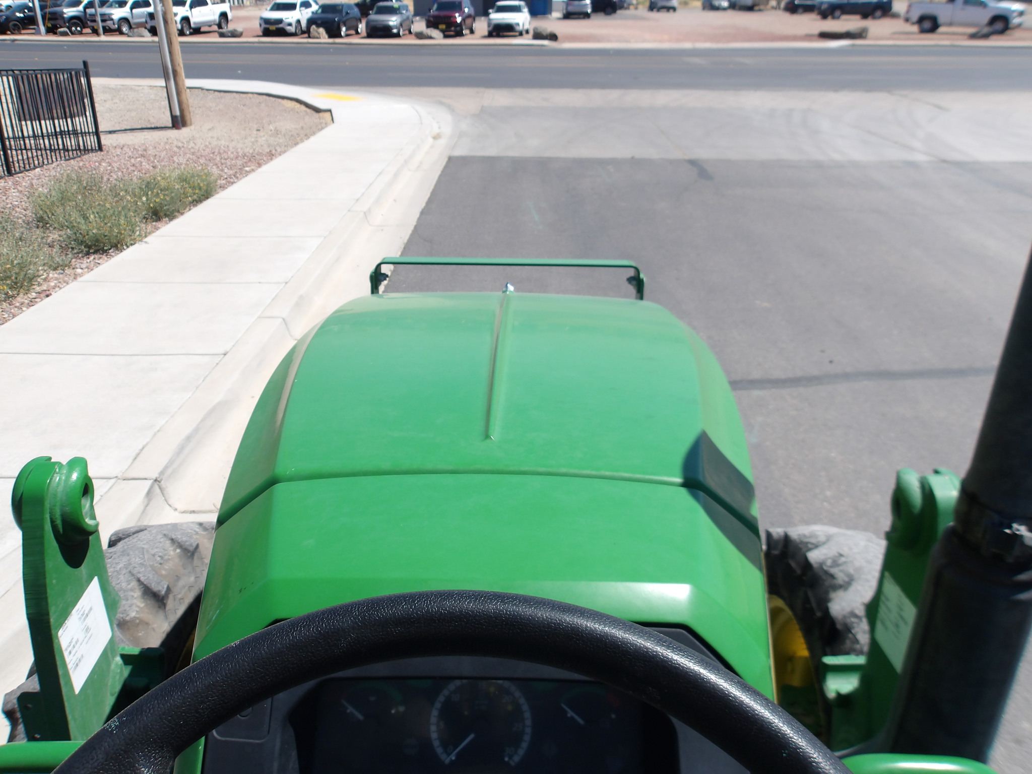 2022 John Deere 5065E Image 17