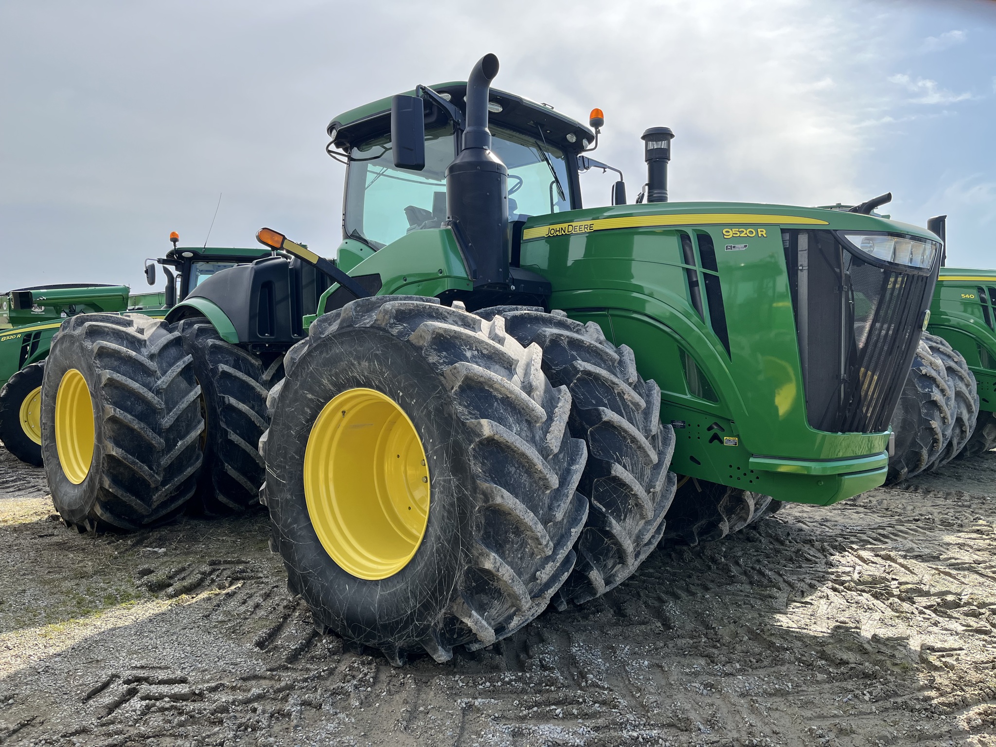 2021 John Deere 9520R Articulated 4WD Tractors