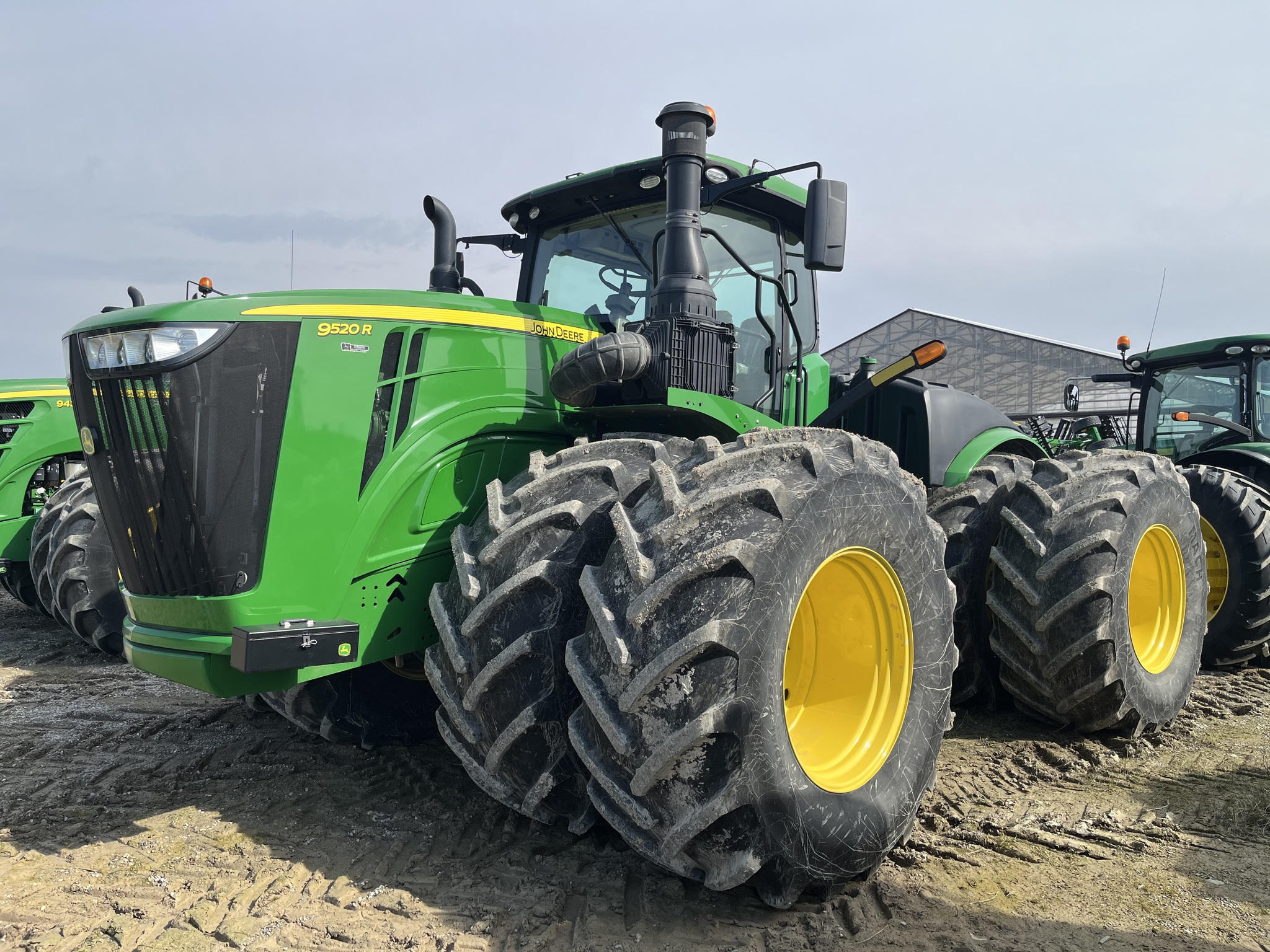 2021 John Deere 9520R Articulated 4WD Tractors