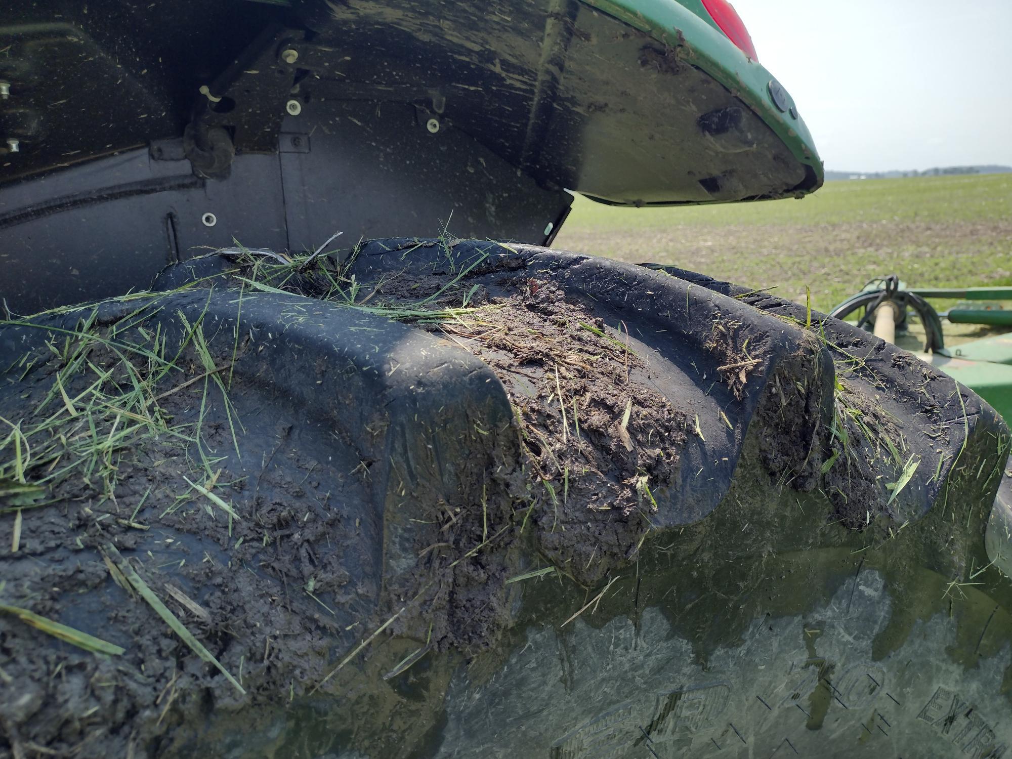 2023 John Deere 6120M Image 7