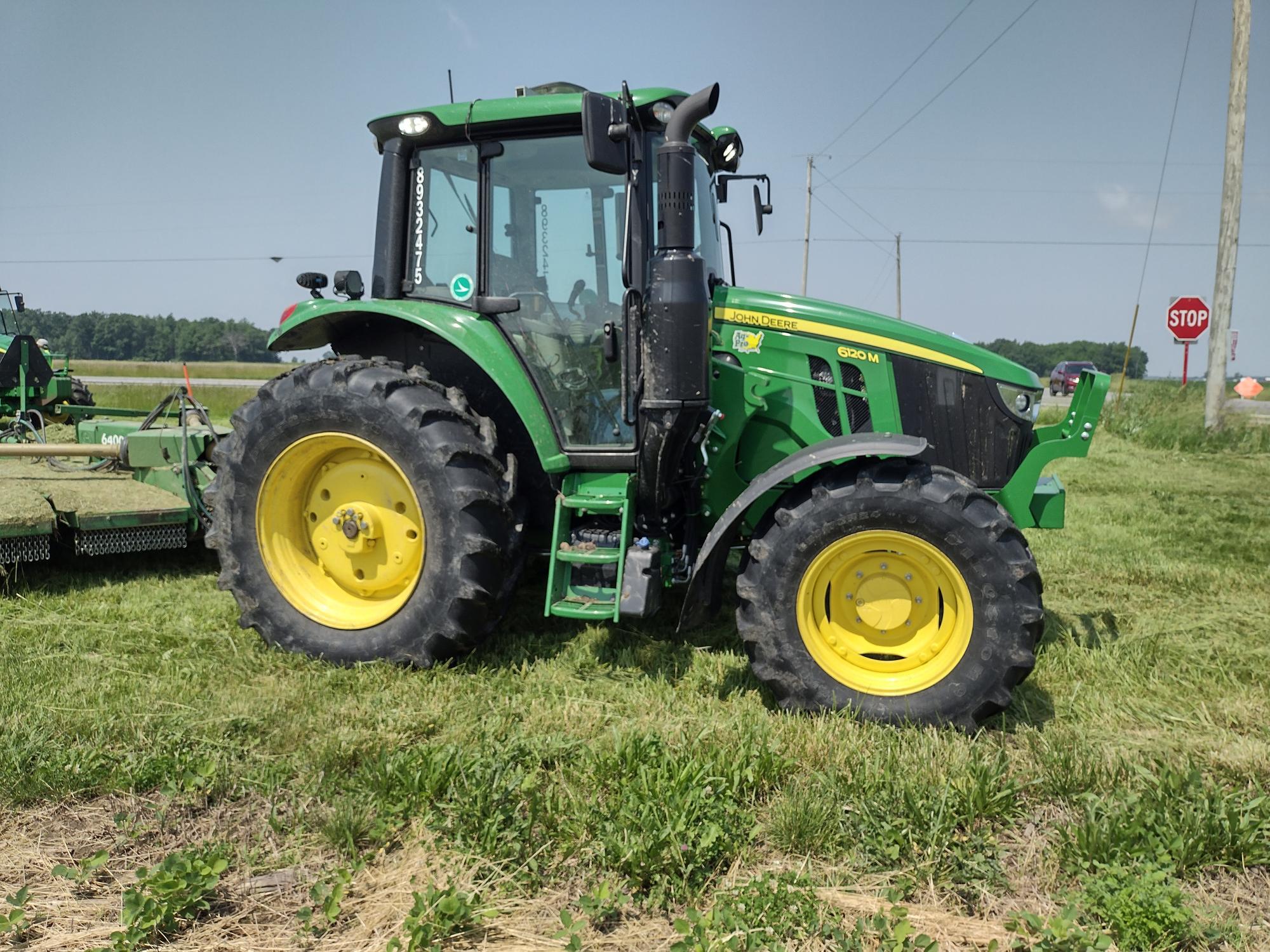 2023 John Deere 6120M Image 2