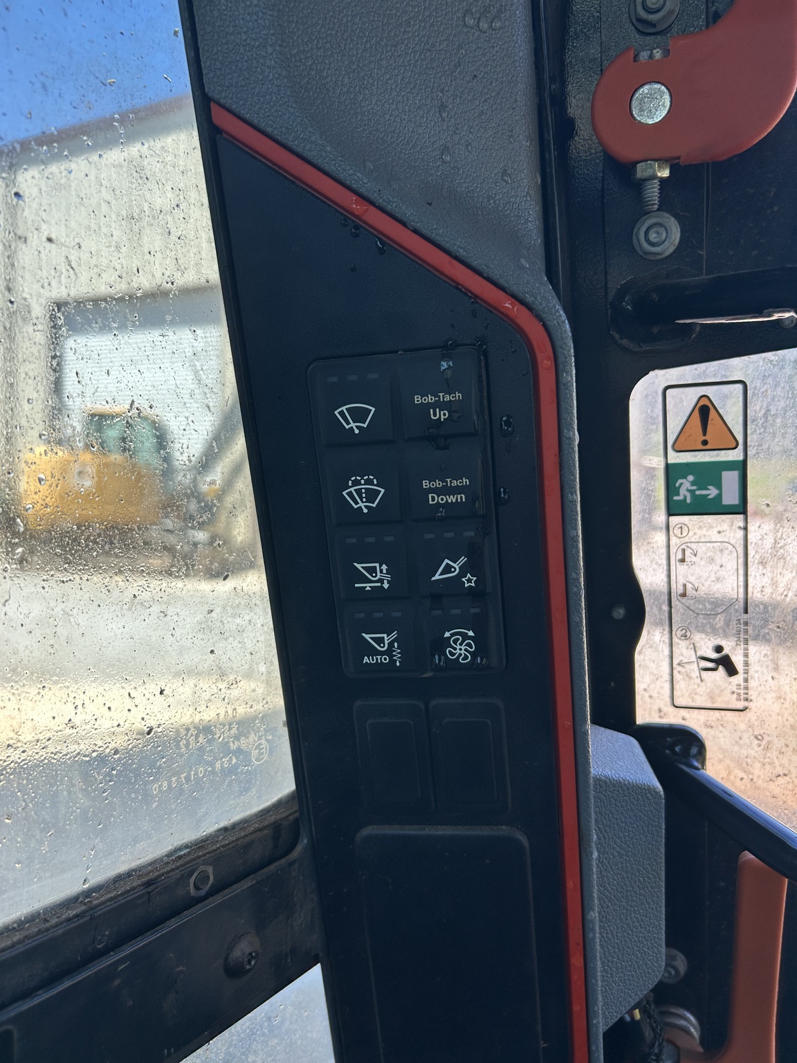 2023 Bobcat T86 Image 5