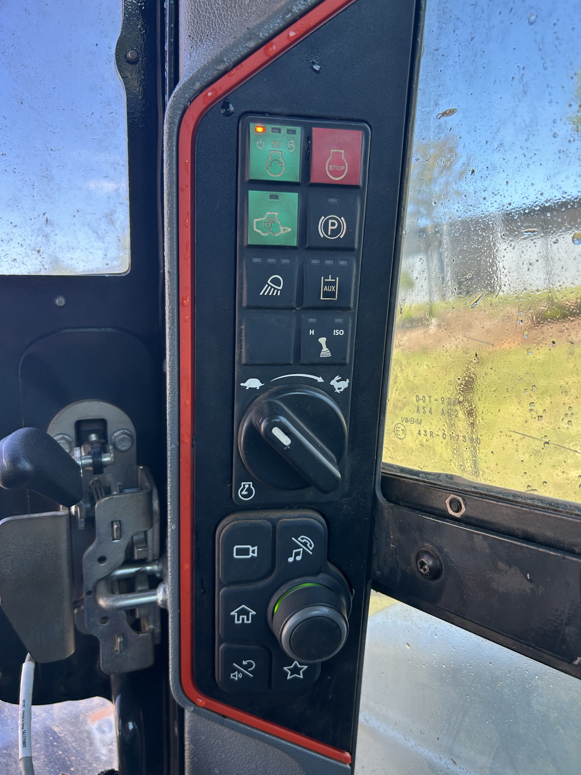 2023 Bobcat T86 Image 6