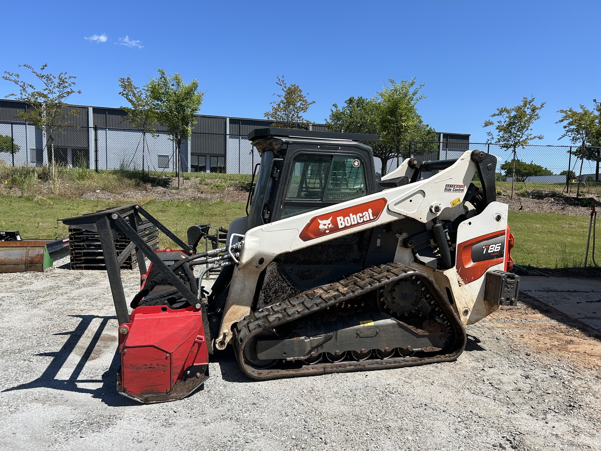 2023 Bobcat T86 Image 1