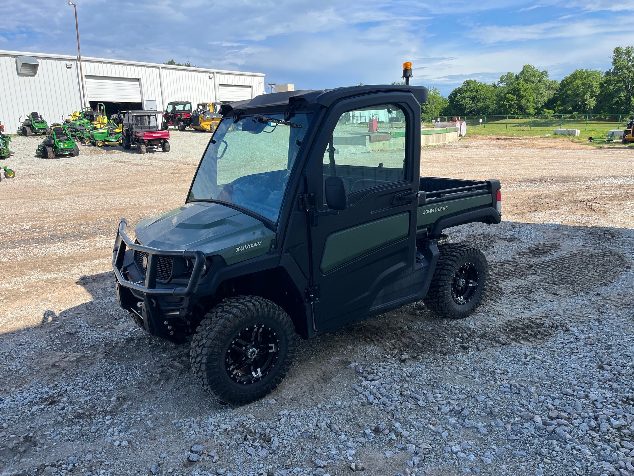 2024 John Deere XUV 835M Image 7