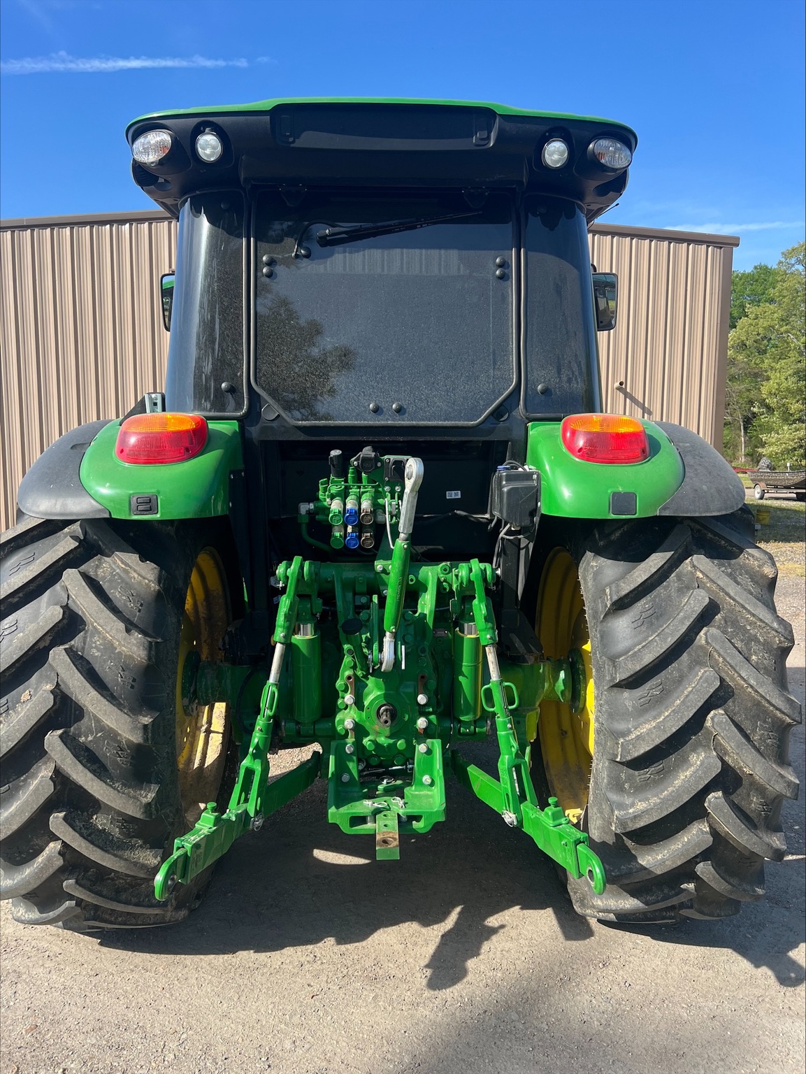 2023 John Deere 5120M Image 5