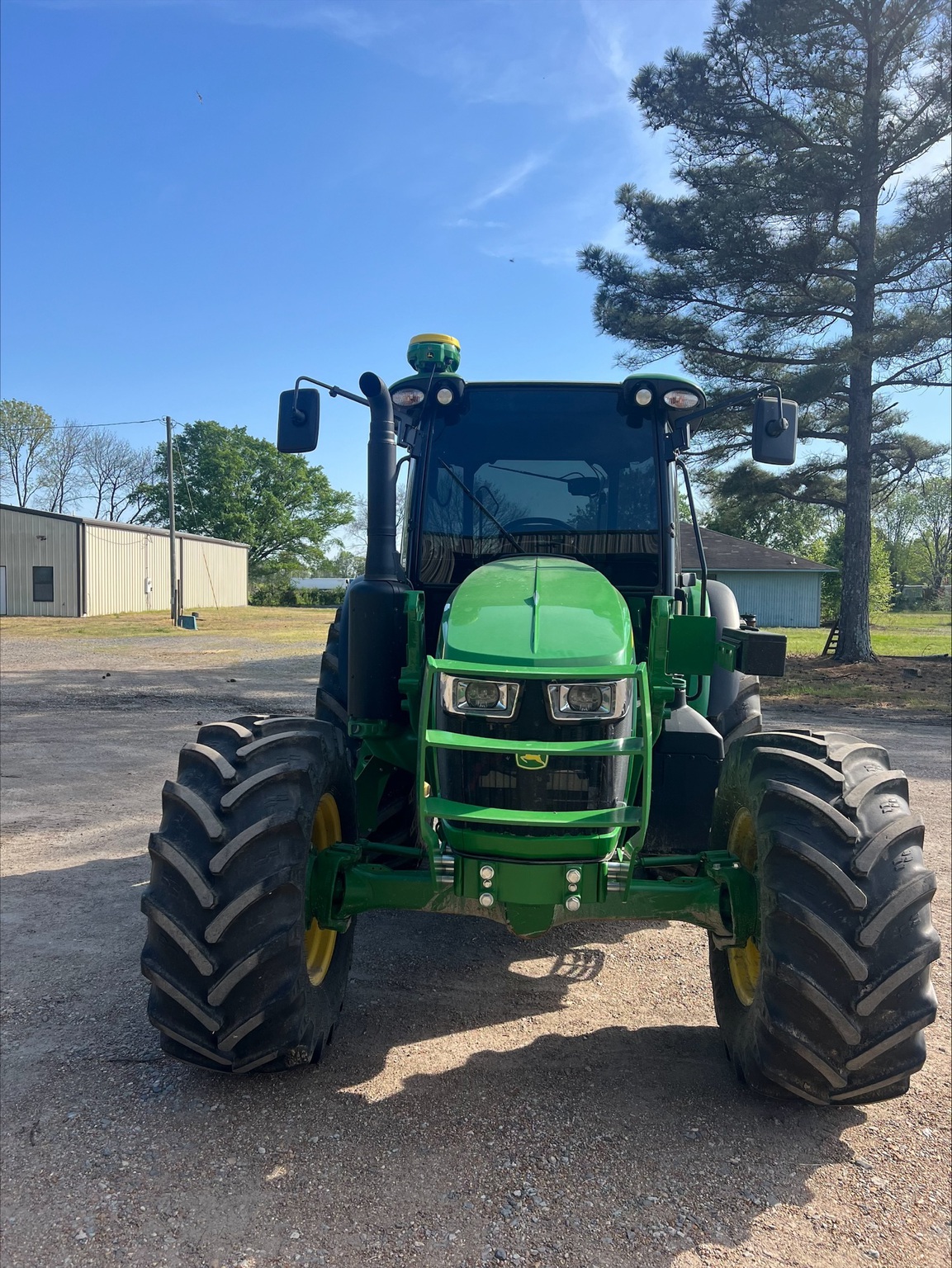 2023 John Deere 5120M Image 3
