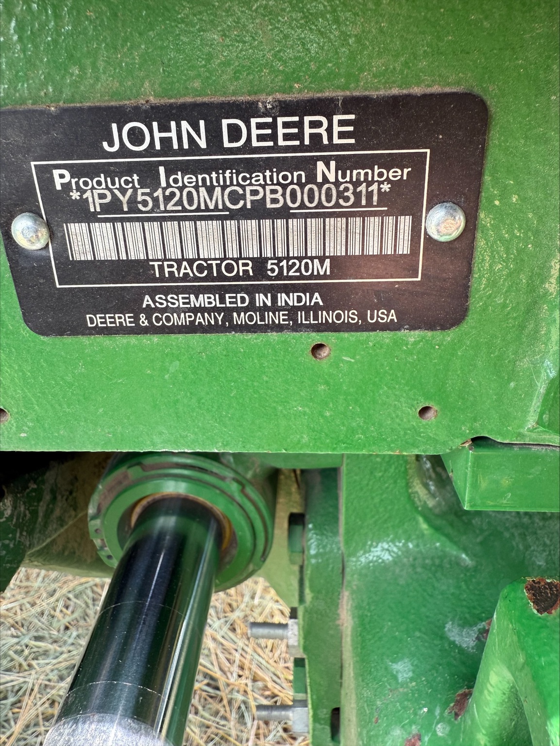 2023 John Deere 5120M Image 8