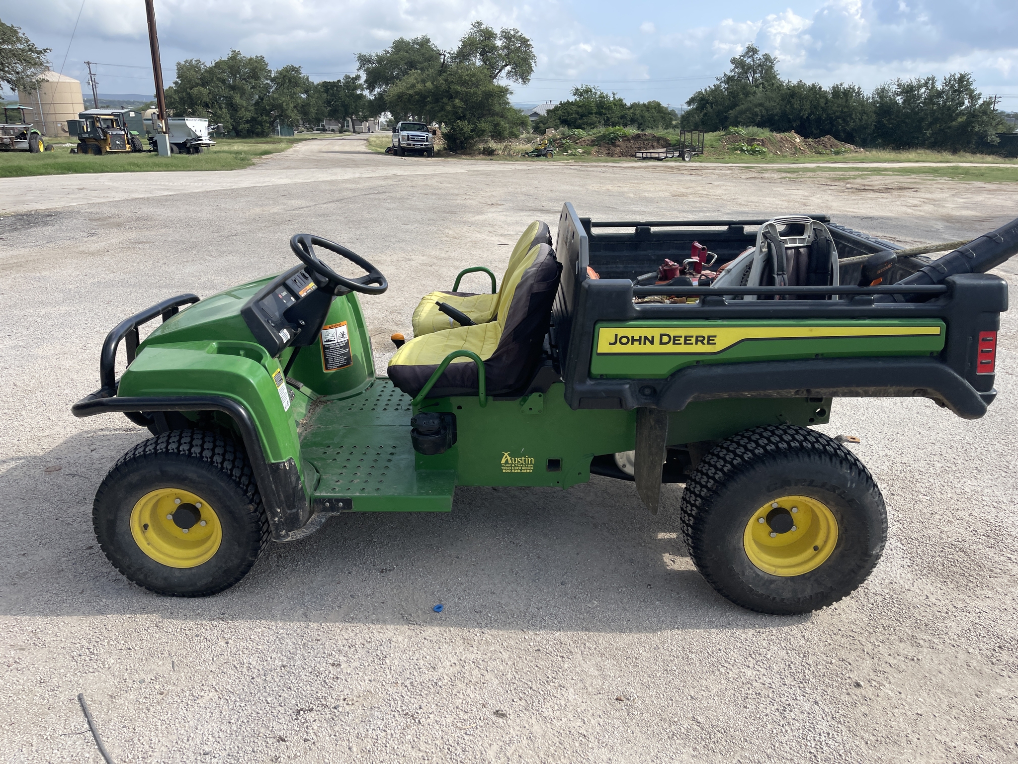 2021 John Deere TX Turf Image 1