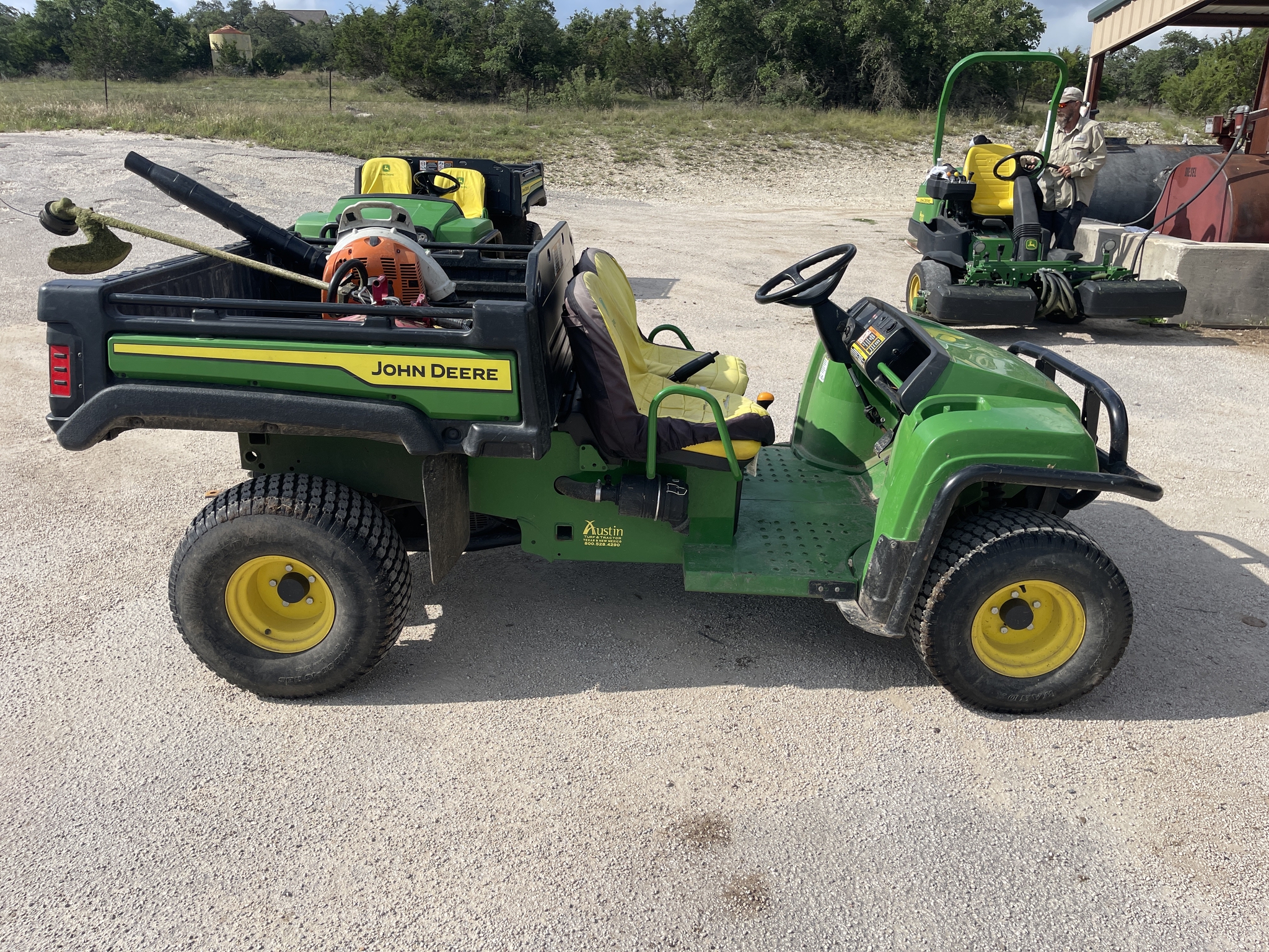 2021 John Deere TX Turf Image 6