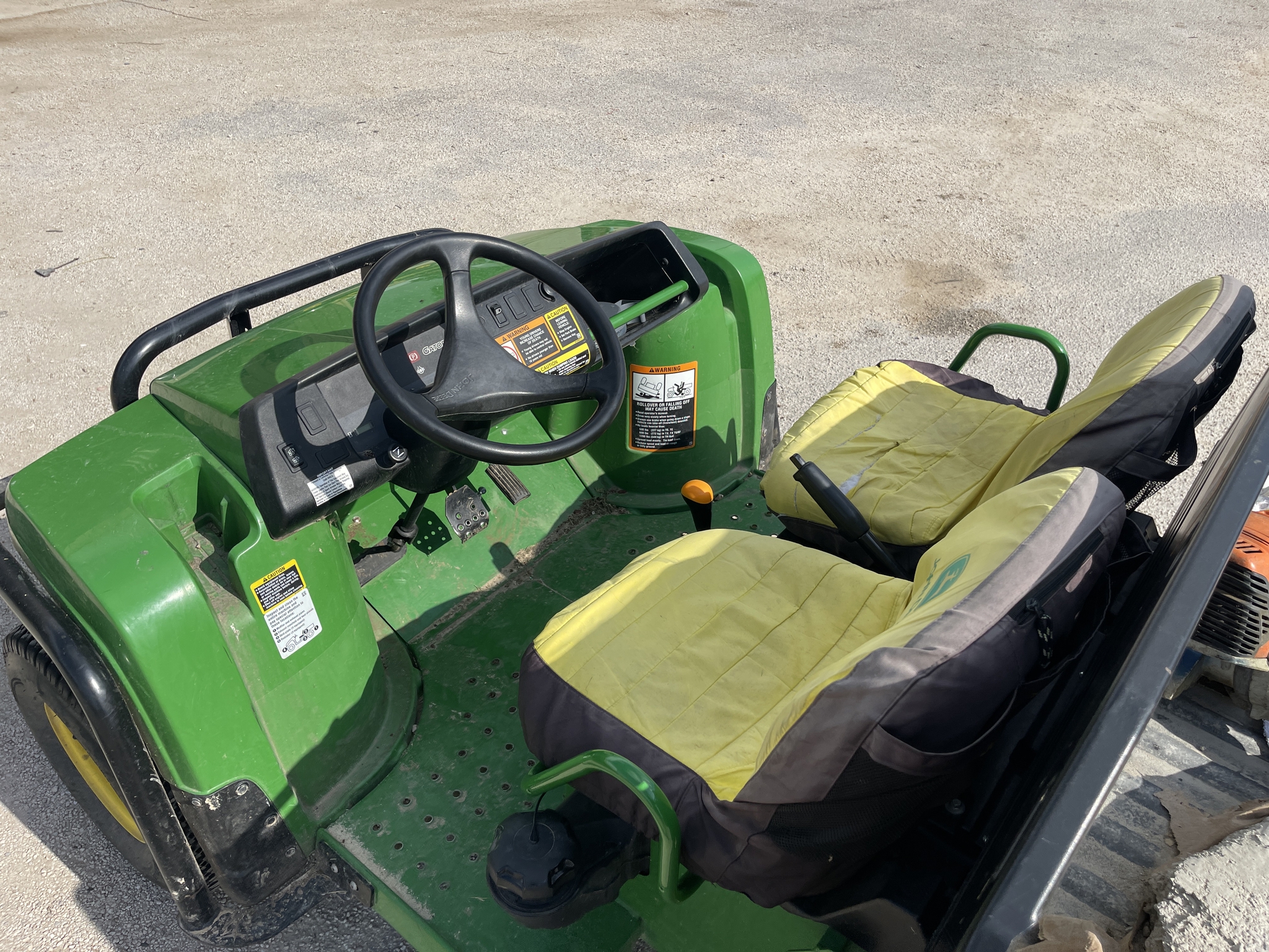 2021 John Deere TX Turf Image 11