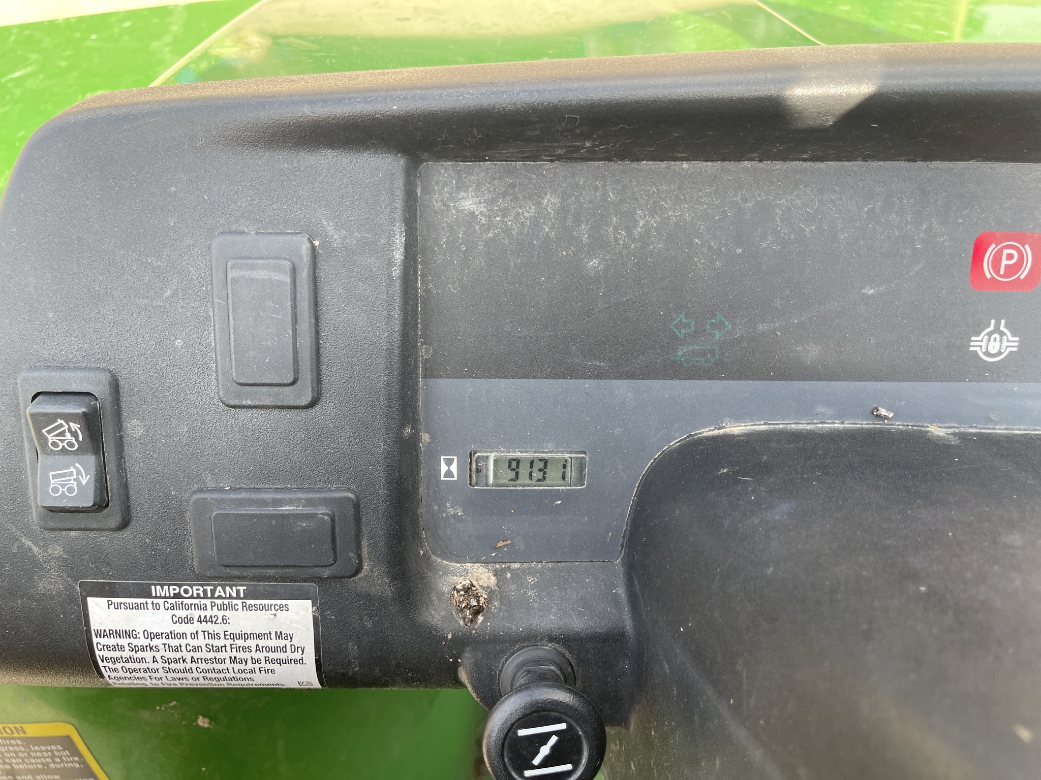 2021 John Deere TX Turf Image 10
