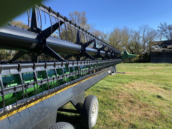 2010 John Deere 635F - Photo11