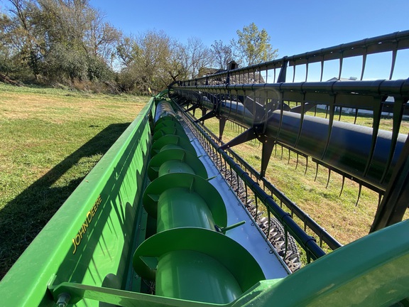 2010 John Deere 635F - Photo15