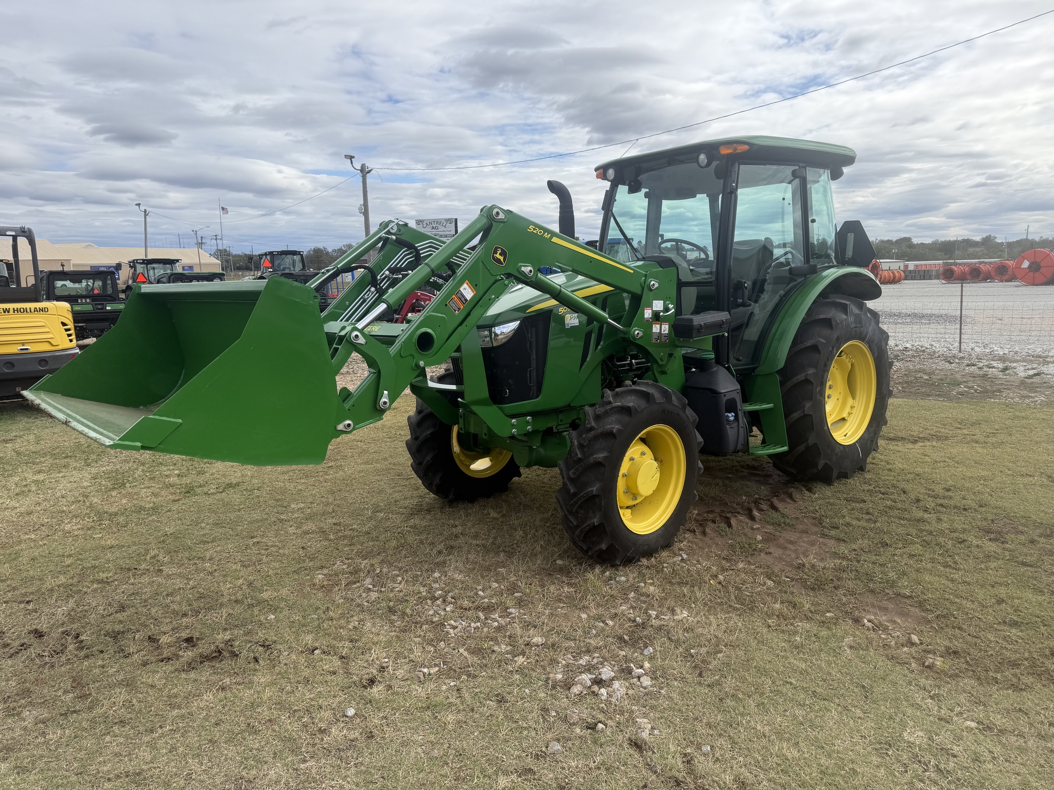 2022 John Deere 5090E Image 6