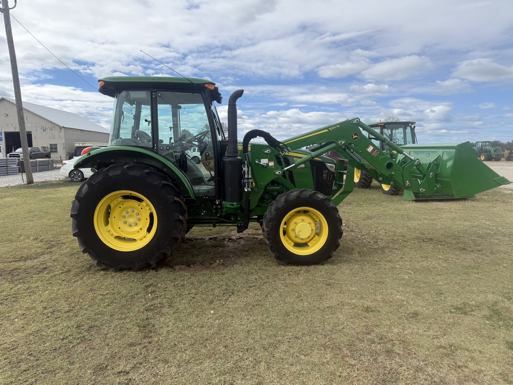 2022 John Deere 5090E Image 24